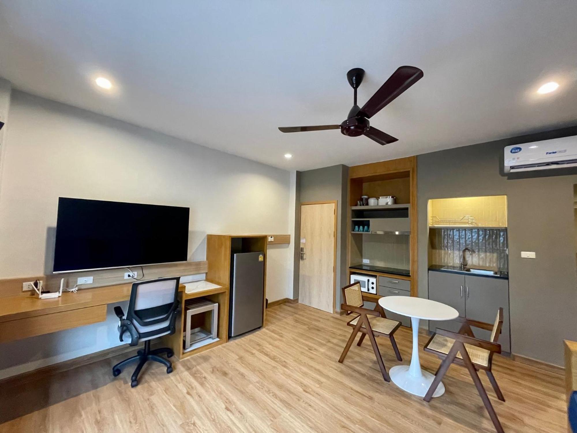 Room Actually Service Apartment Karon Ngoại thất bức ảnh