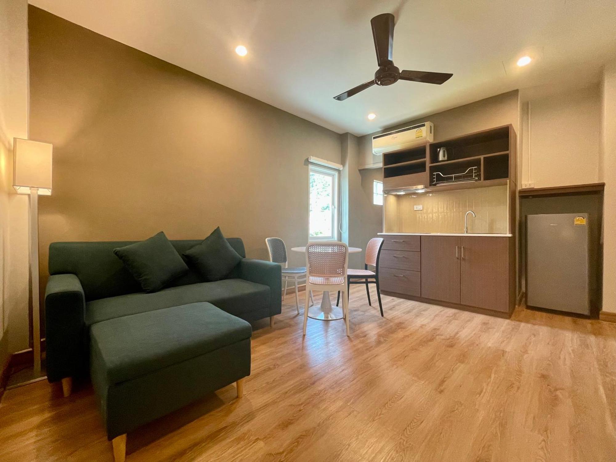 Room Actually Service Apartment Karon Ngoại thất bức ảnh
